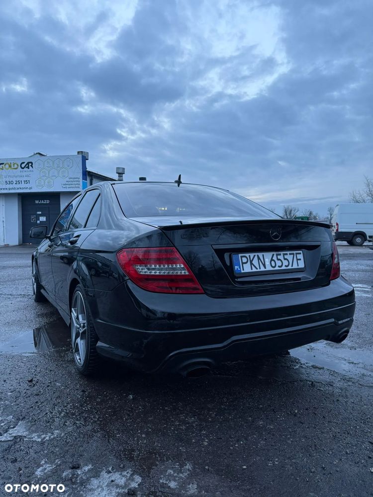 Mercedes-Benz Klasa C 350 CDI BlueEff Avantgarde - 4