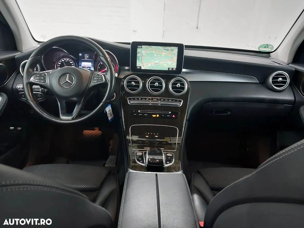 Mercedes-Benz GLC 250 d 4Matic 9G-TRONIC AMG Line - 6