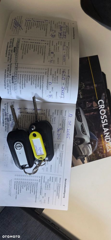 Opel Crossland X 1.2 Design Line - 11
