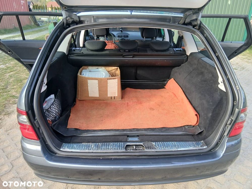 Mercedes-Benz Klasa E 200 Kompressor Automatik Classic - 22