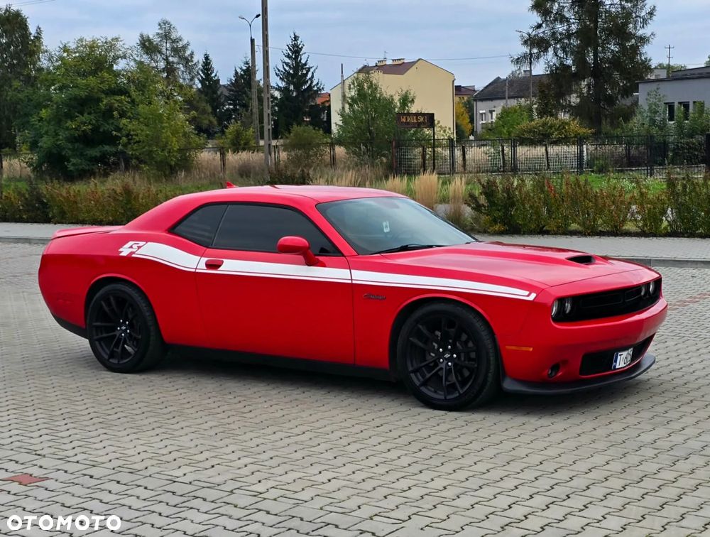 Dodge Challenger ver-5-7-r-t - 5
