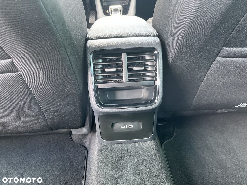 Skoda Octavia 2.0 TDI Selection DSG - 22