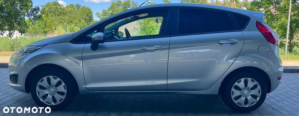 Ford Fiesta 1.0 Celebration - 12