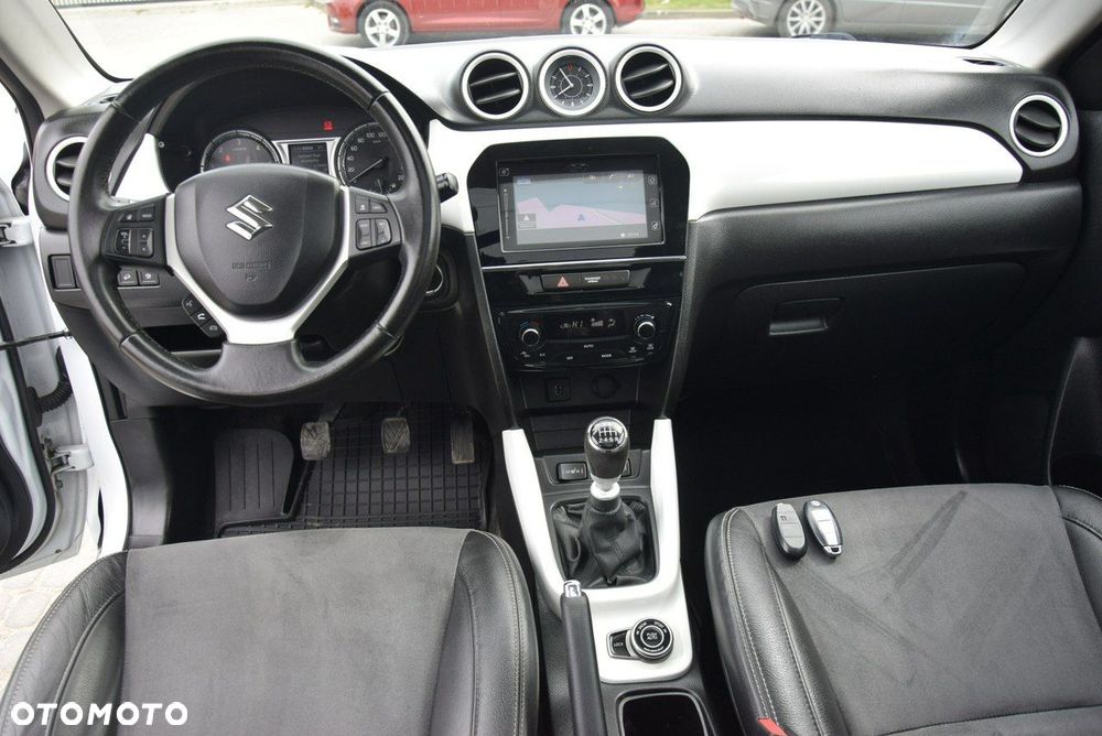 Suzuki Vitara 1.6 DDiS (4x4) Allgrip Comfort - 31