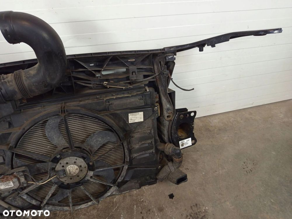 PAS PRZEDNI CHŁODNICE BELKA VW CADDY III 2K 2K0 10-15 1.6 TDI - 8