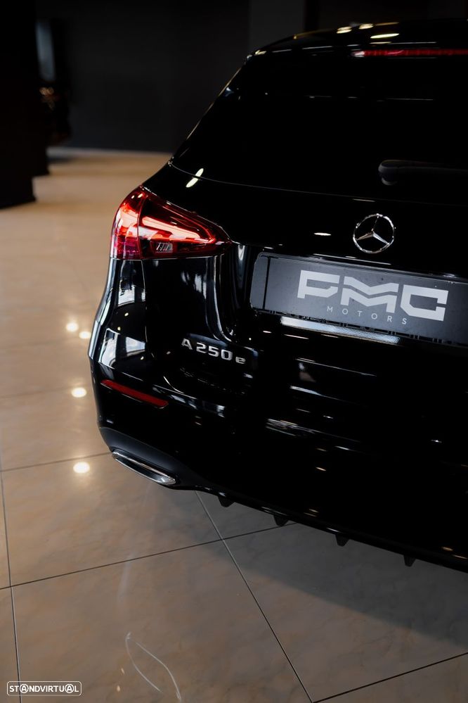 Mercedes-Benz A 250 e 8G-DCT AMG Line - 15