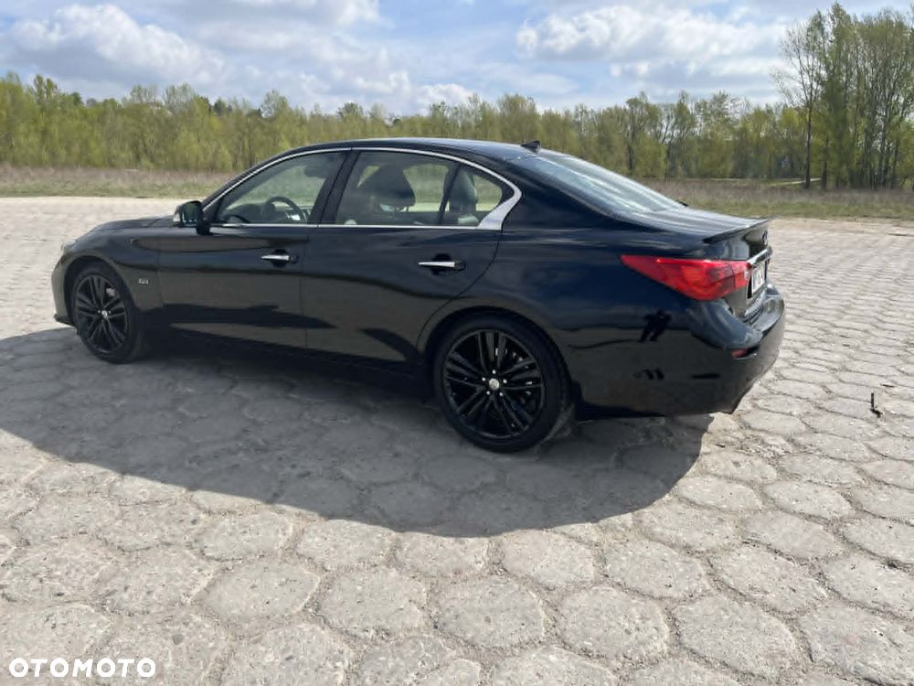 Infiniti Q50 - 12