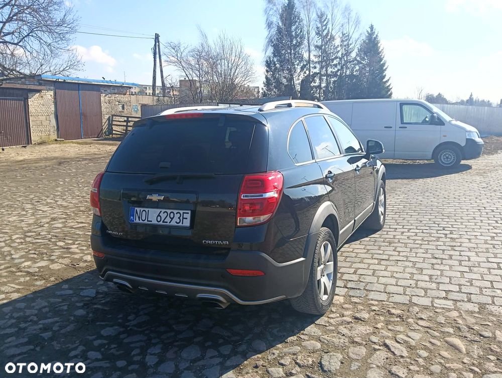 Chevrolet Captiva - 13