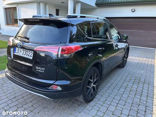 Toyota RAV4 - 5