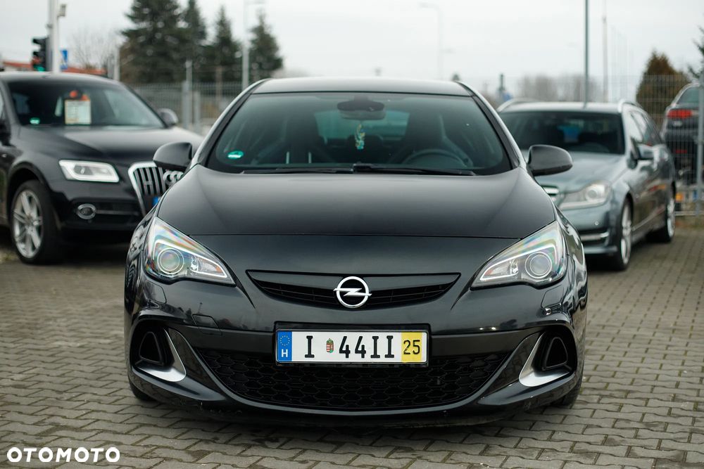Opel Astra OPC Start/Stop - 2