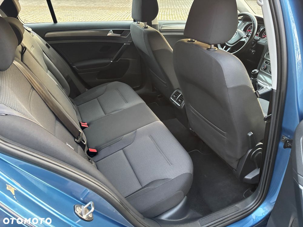 Volkswagen Golf 1.2 TSI BMT Trendline Perfectline - 21