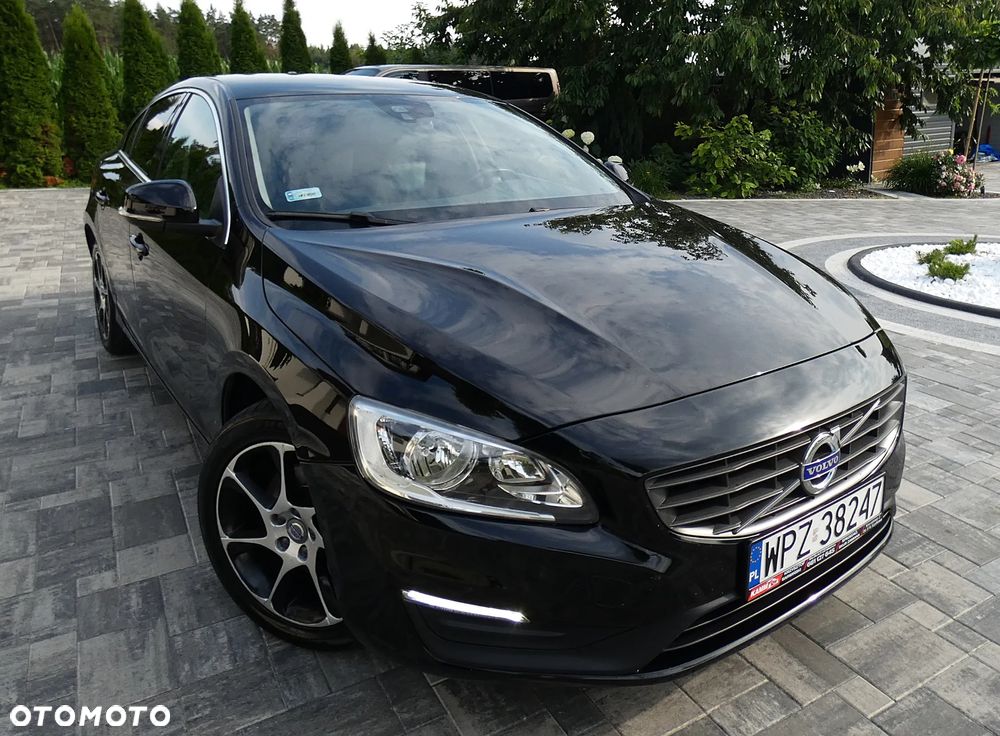 Volvo S60 D4 R-Design Summum - 33