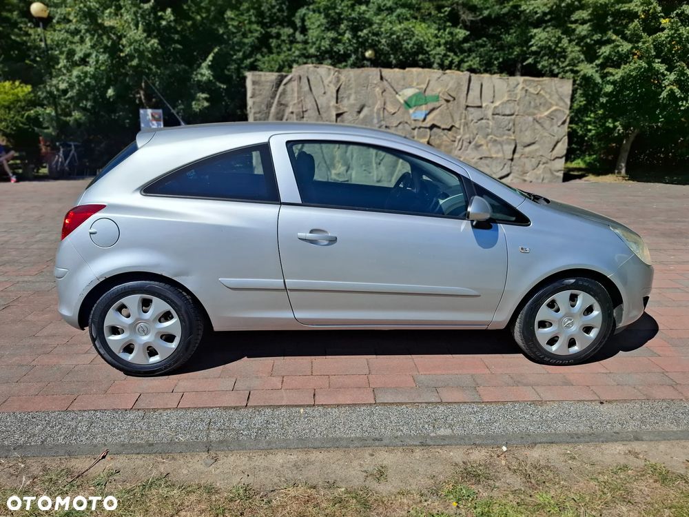 Opel Corsa 1.2 16V Easytronic Cosmo - 6