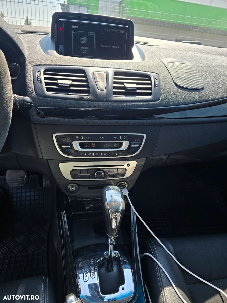 Renault Megane dCi 110 FAP EDC Bose Edition - 11