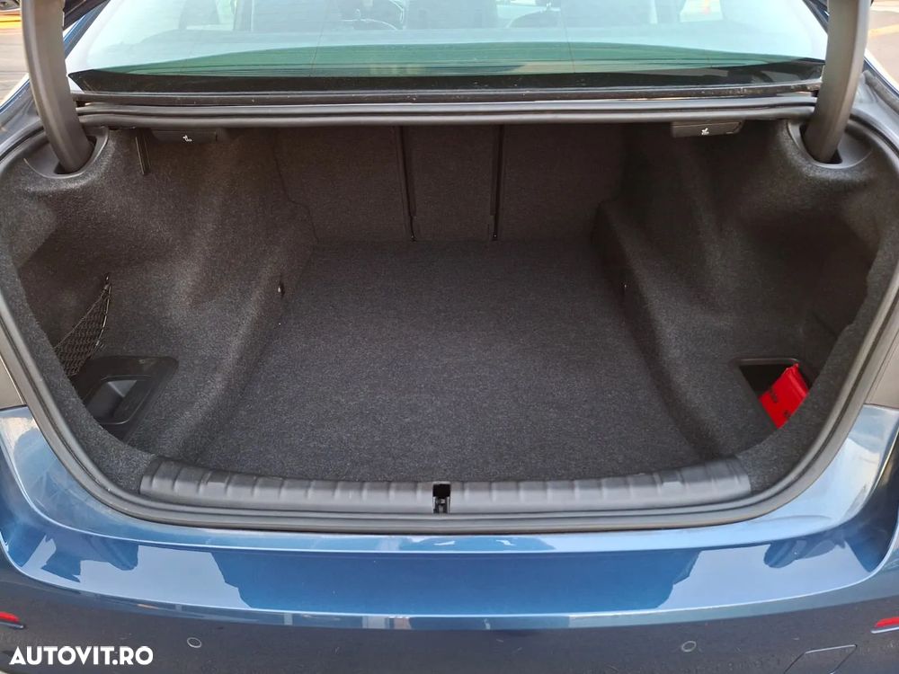 BMW Seria 5 518d AT - 25