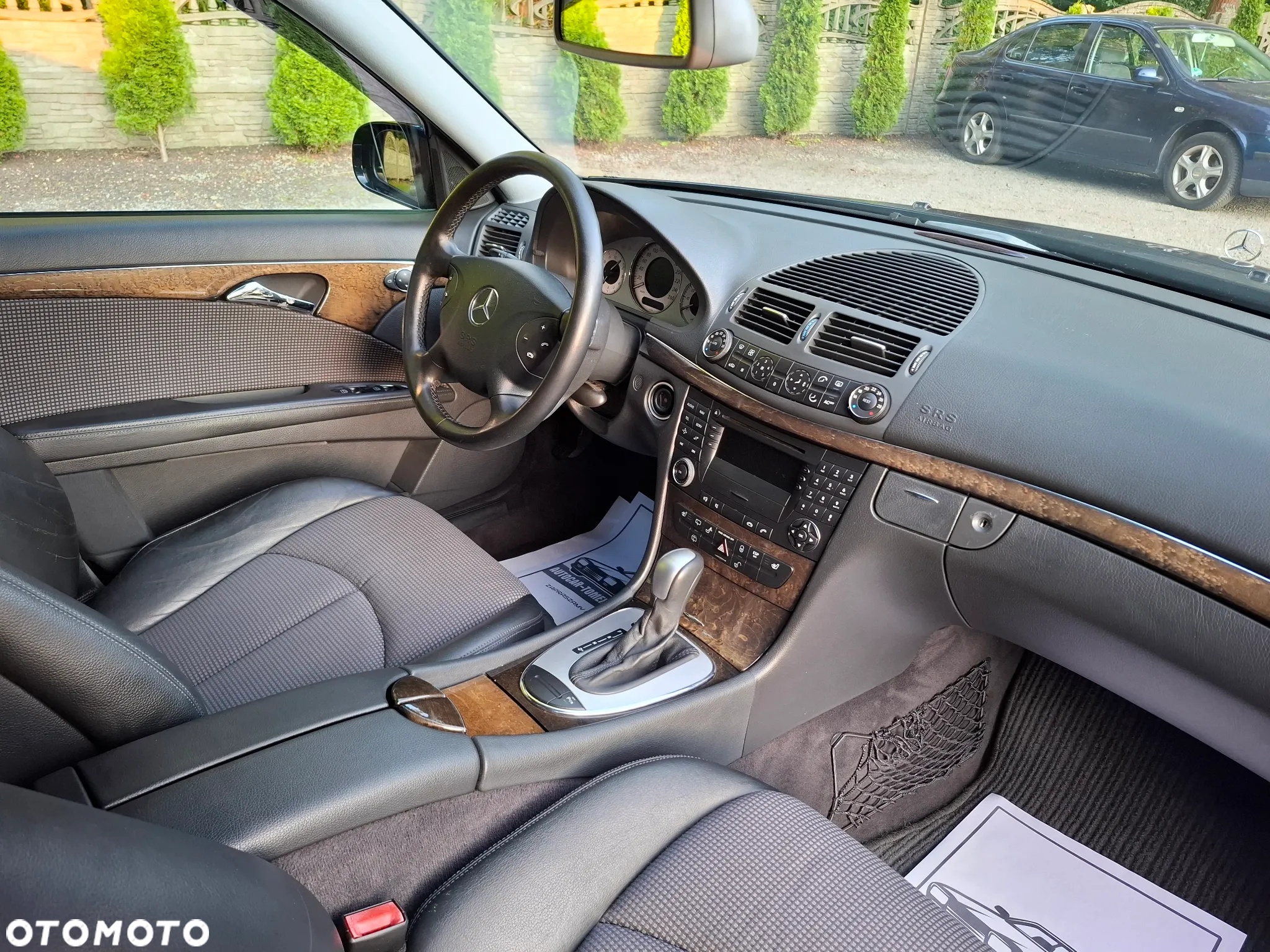 Mercedes-Benz Klasa E - 18