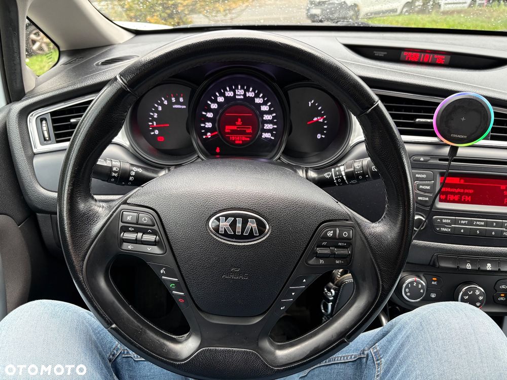 Kia Ceed 1.6 CRDi M - 4