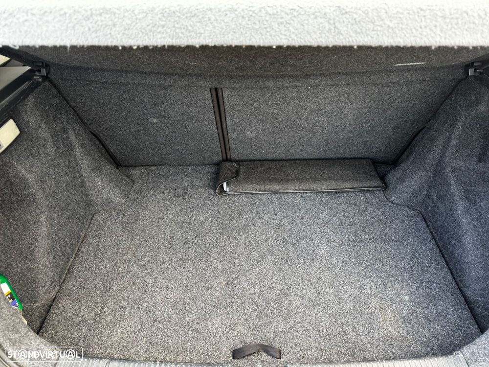 Toyota Corolla 1.4 D-4D Sol - 10