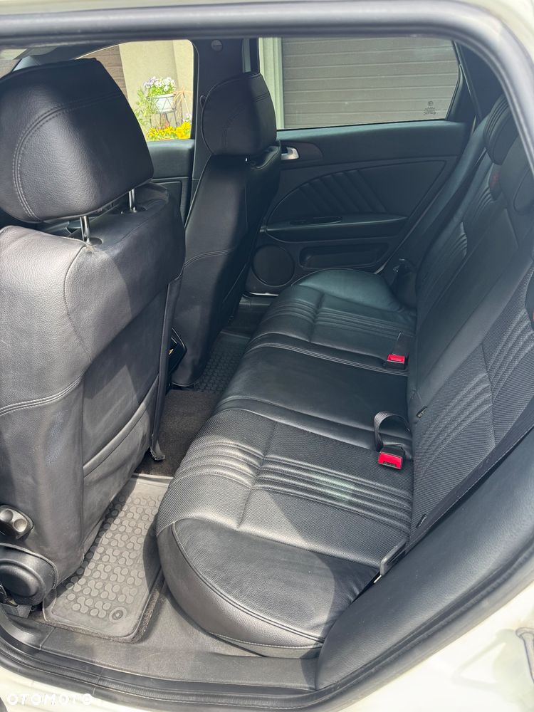 Alfa Romeo 159 2.4 JTDM 20V DPF Q-Tronic ti - 12