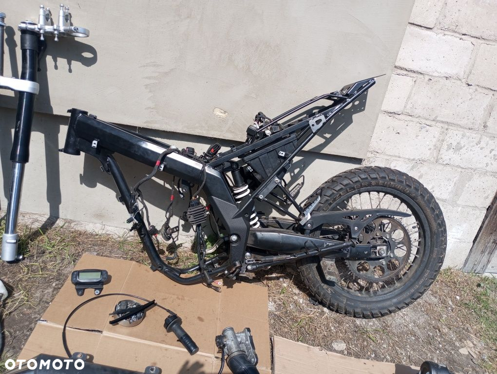 Wszystkie części rama silnik silnika malaguti xsm 125 RX SX Aprilia xt - 5