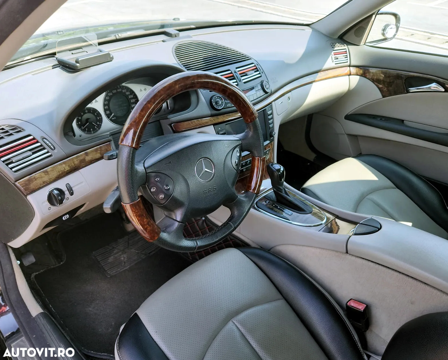 Mercedes-Benz E - 15