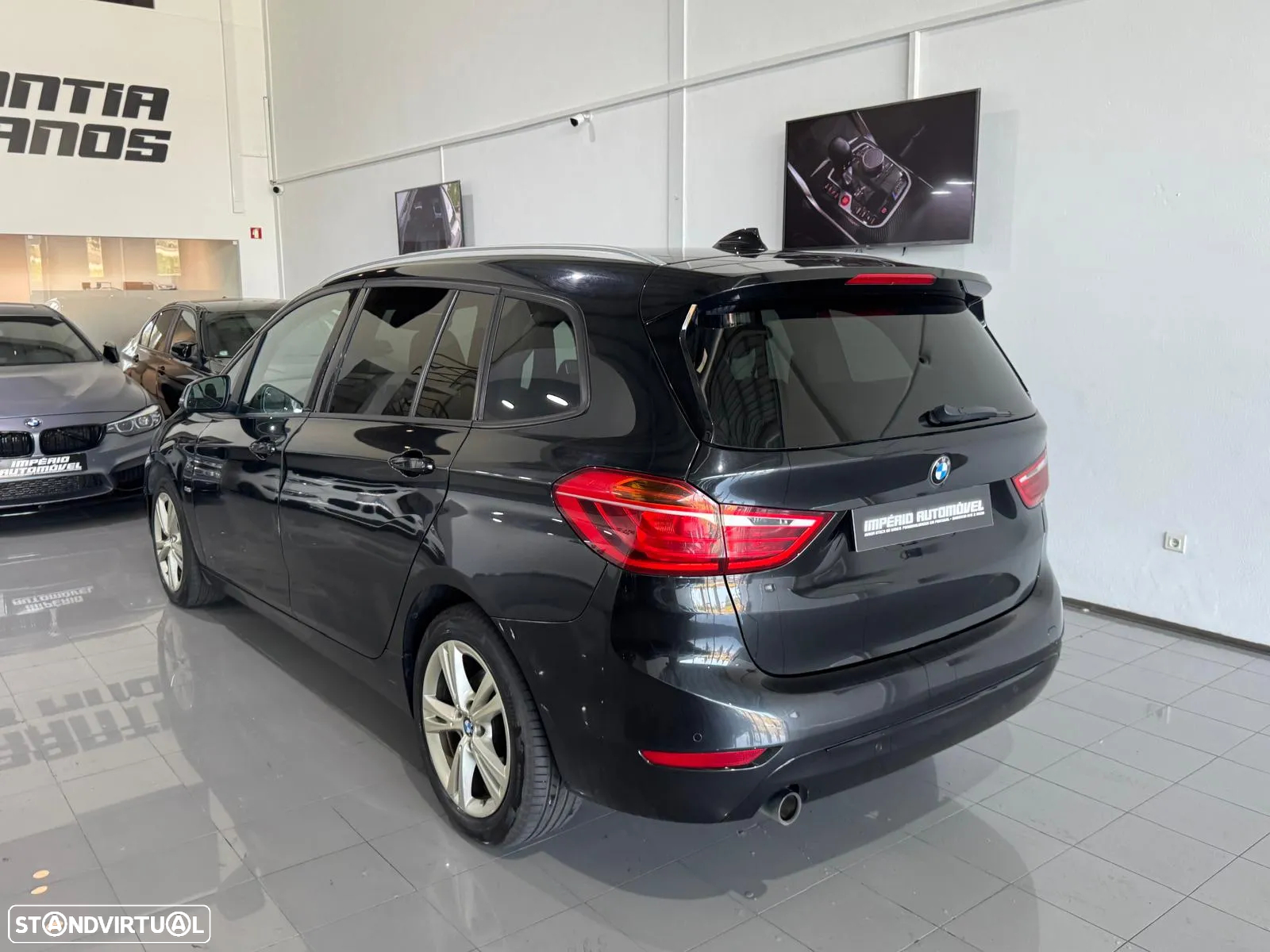 BMW 216 Gran Tourer d - 12