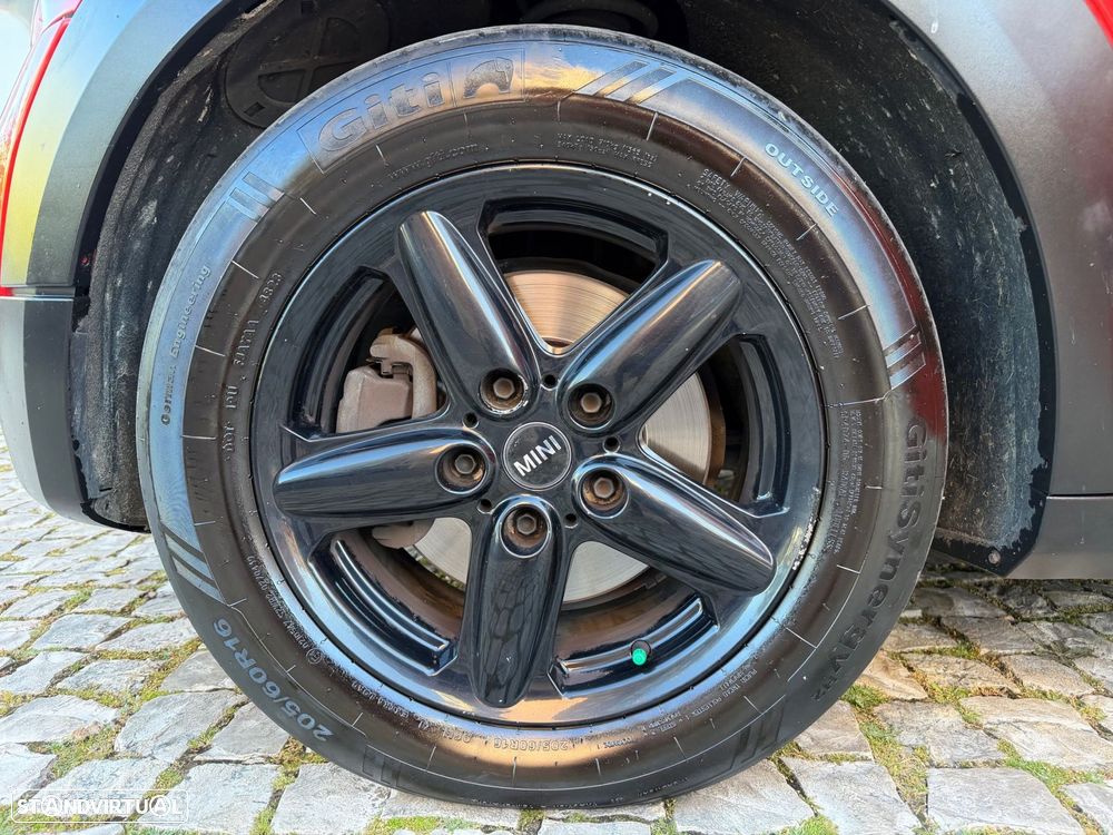 MINI Countryman Cooper D - 16