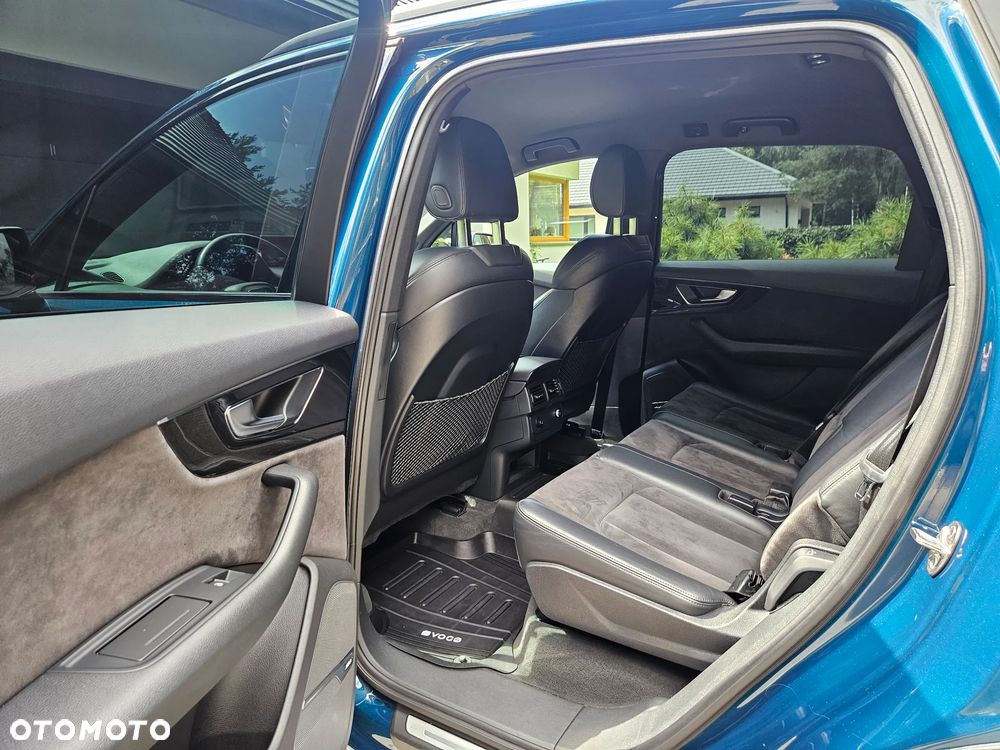 Audi Q7 50 TDI mHEV Quattro Black Edition Tiptr - 25