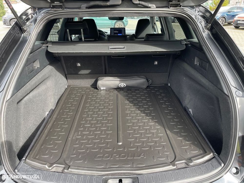 Toyota Corolla Touring Sports 1.8 Hybrid Comfort Plus - 10