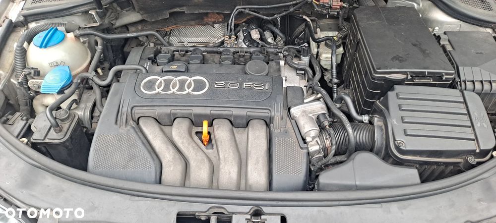 Audi A3 3-drzwiowe 2.0 FSI Ambition Tiptronic - 25