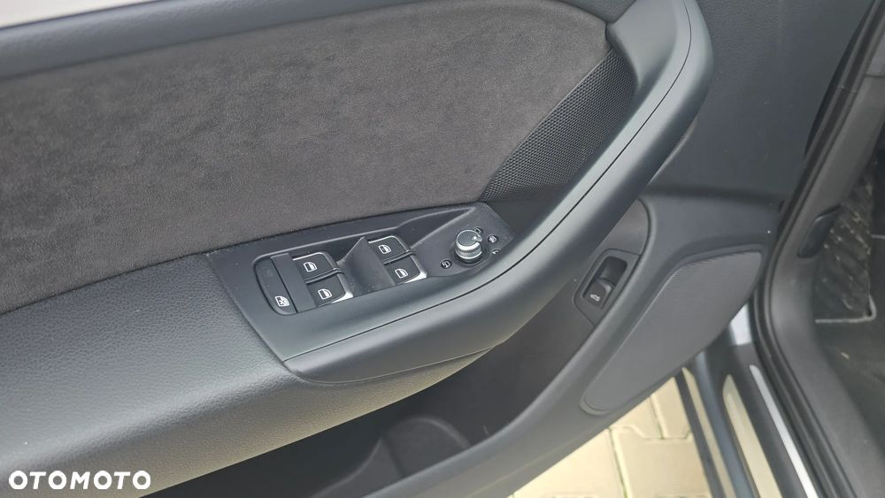 Audi Q3 2.0 TDI quattro S tronic sport - 19