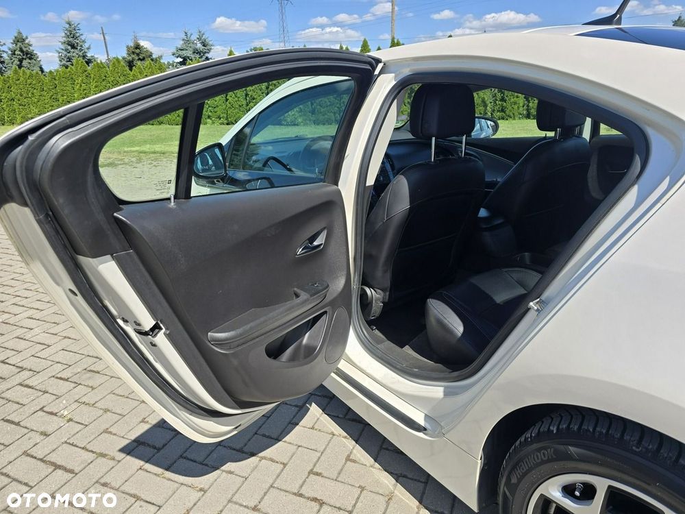 Opel Ampera - 19