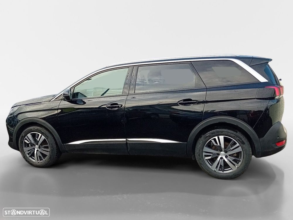 Peugeot 5008 1.2 PureTech Allure Pack — photo 2