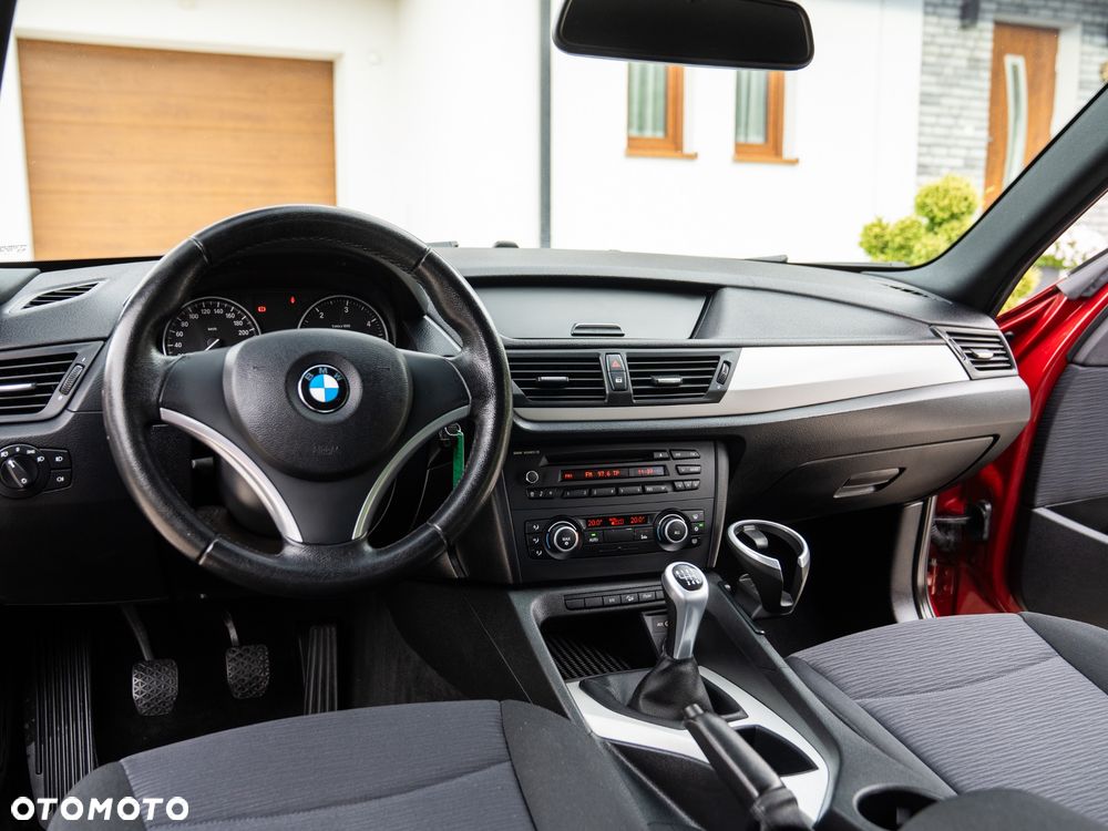 BMW X1 xDrive18d - 34