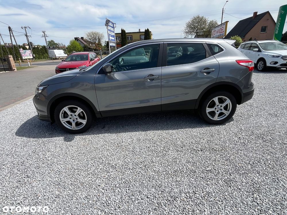 Nissan Qashqai 1.2 DIG-T Xtronic ACENTA - 18