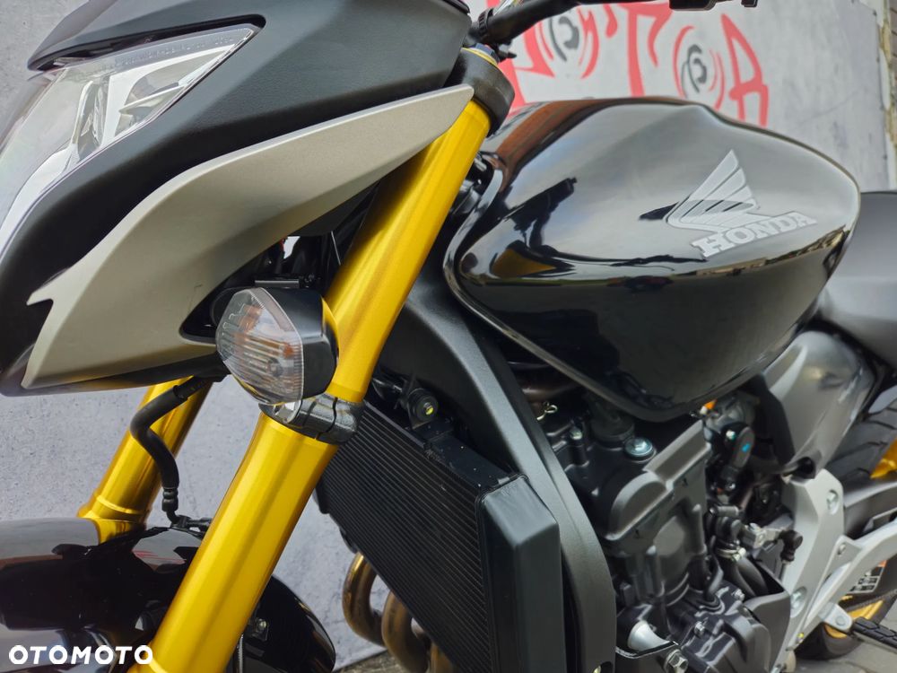 Honda CB - 11