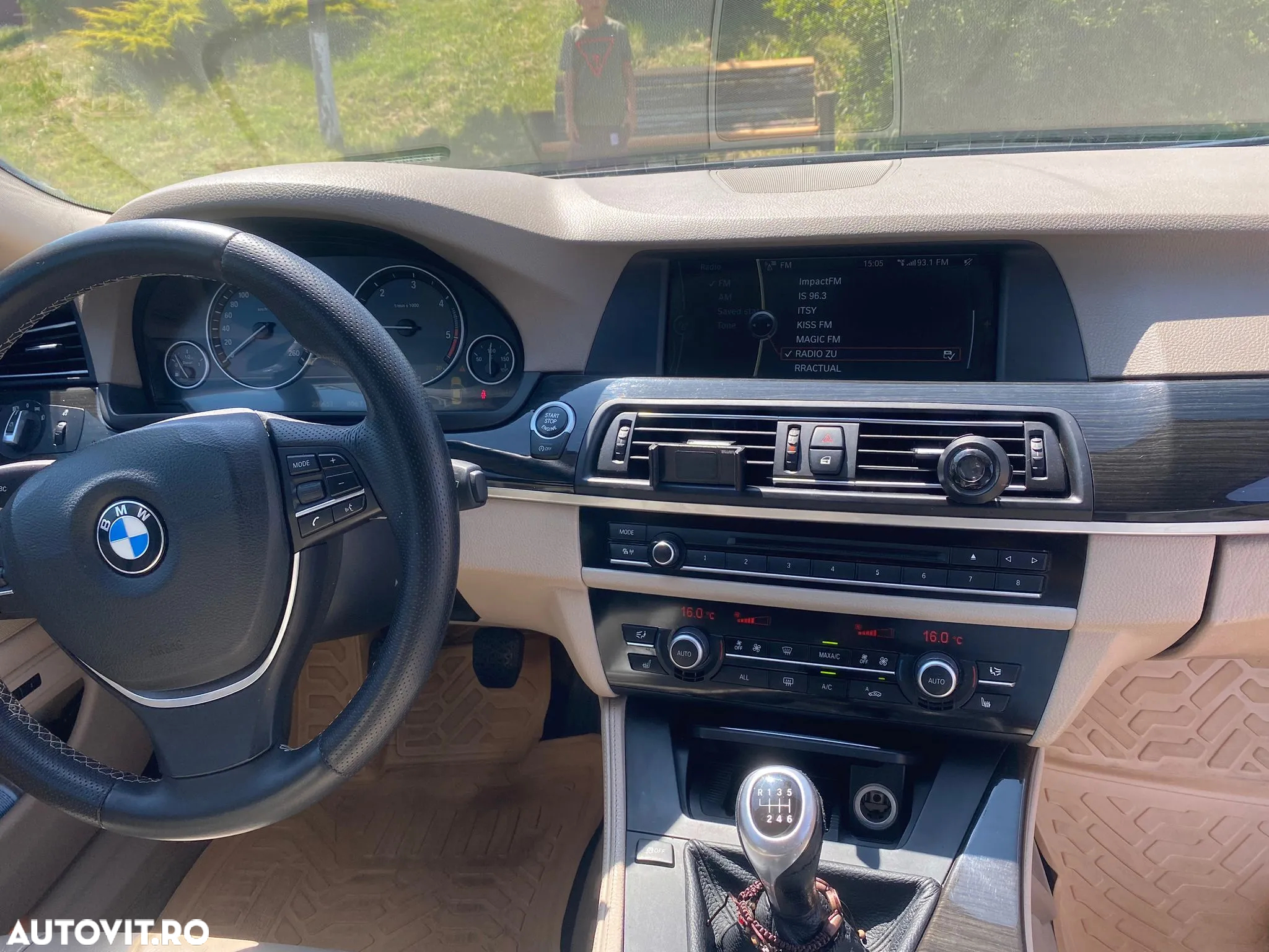 BMW Seria 5 520d - 19
