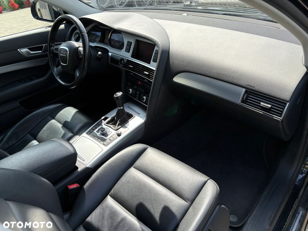 Audi A6 Avant - 10