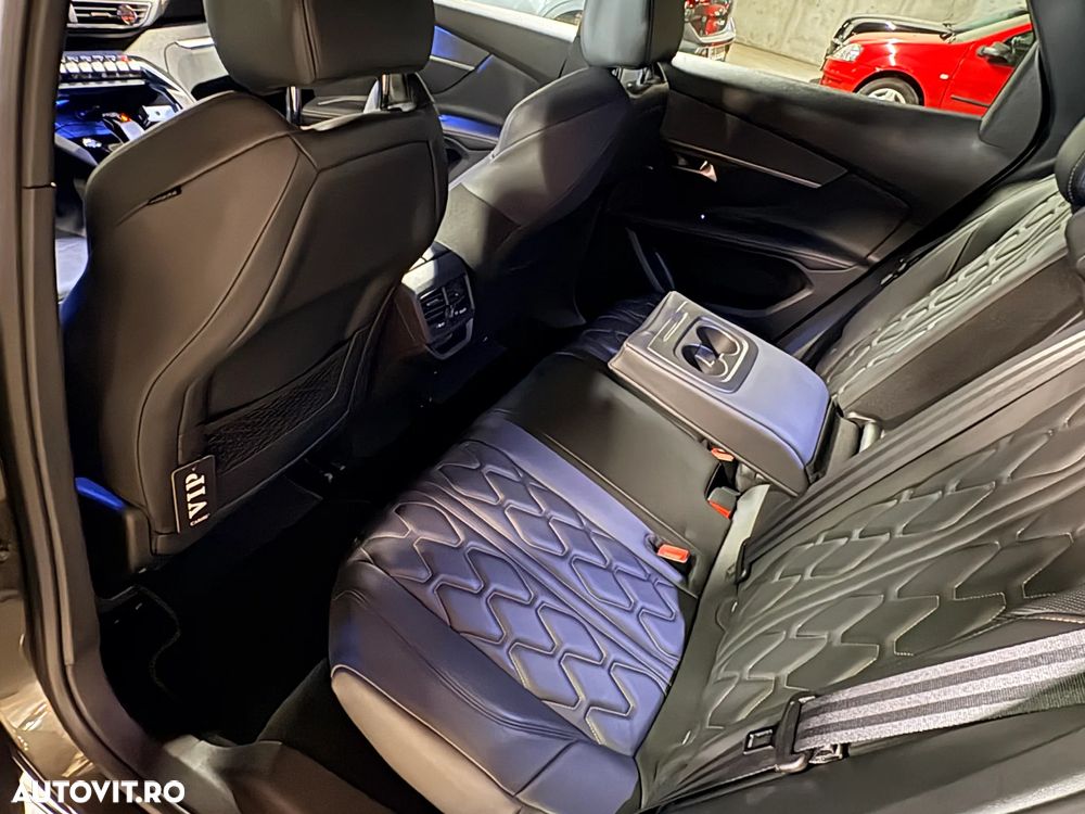 Peugeot 3008 1.2 PureTech 130 EAT8 GT - 9