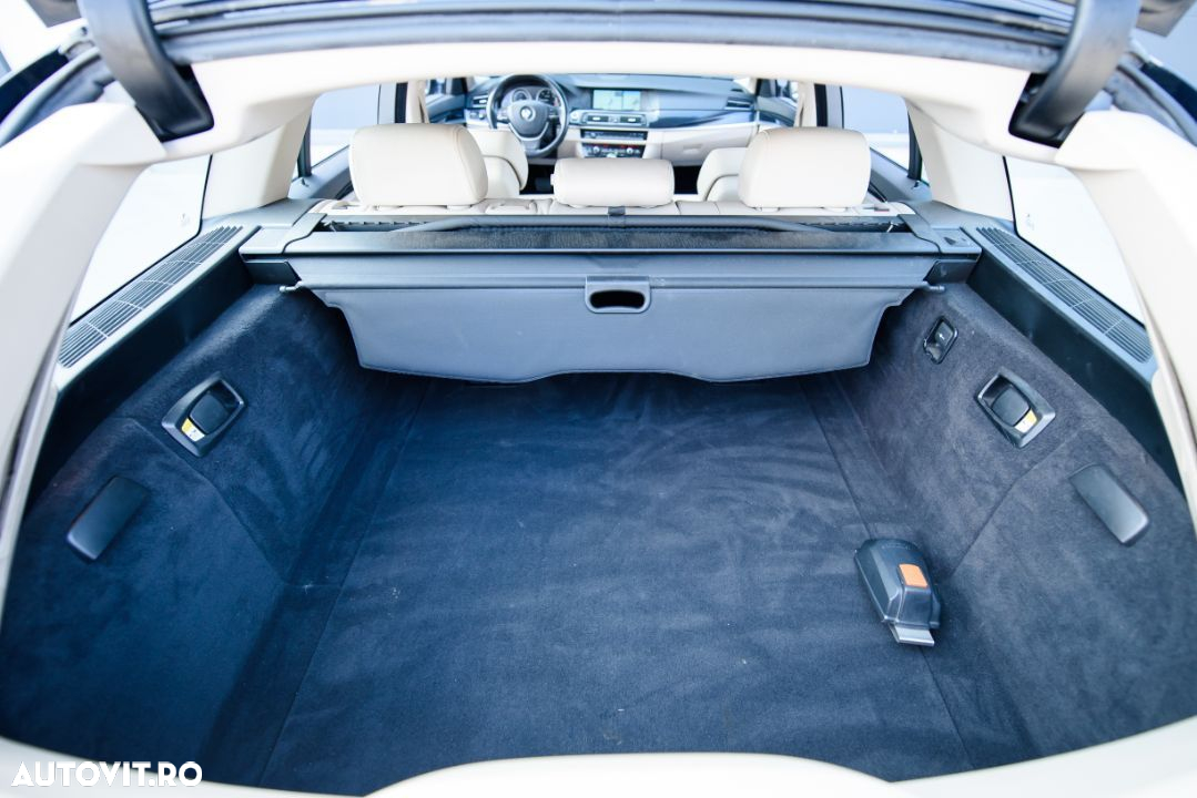 BMW Seria 5 520d Touring Aut. - 19