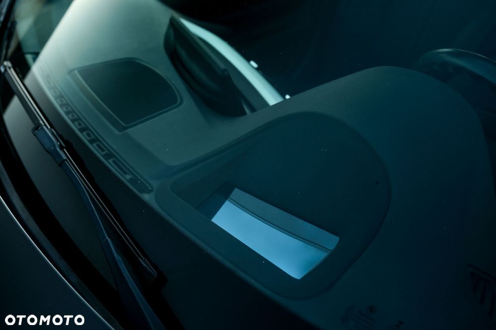 BMW Seria 3 320d Sport Line Shadow - 4