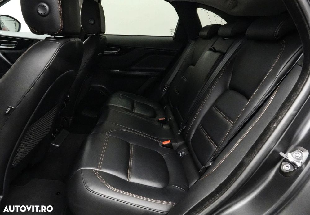 Jaguar F-Pace 20d Aut. Prestige - 16