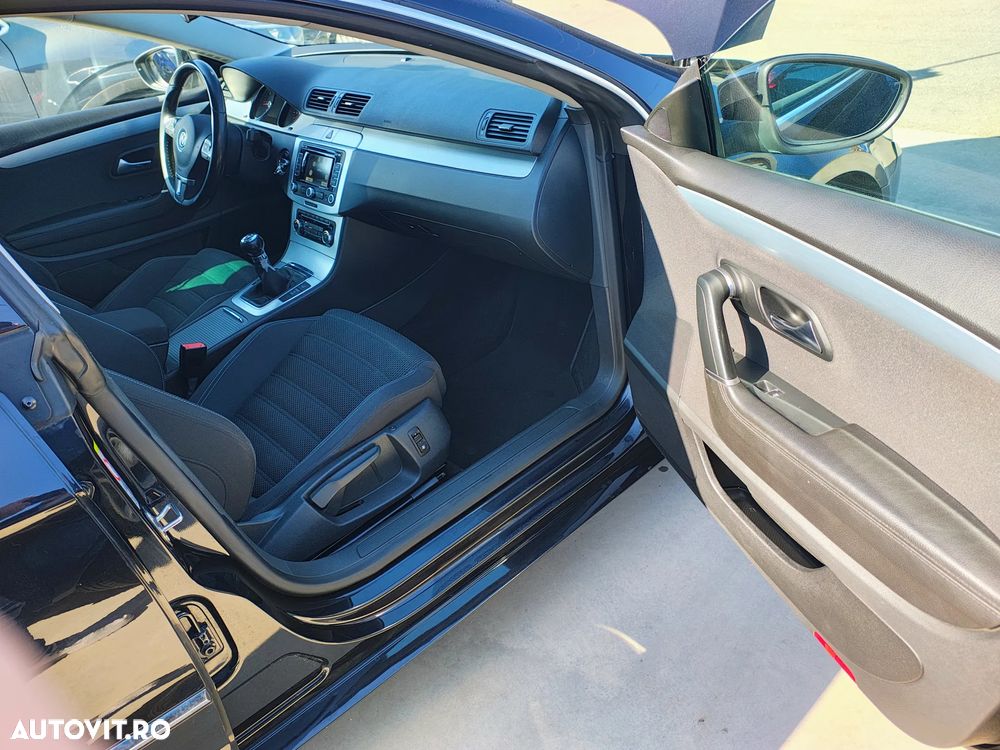 Volkswagen Passat 2.0 TDI BlueMotion Technology Exclusive - 15