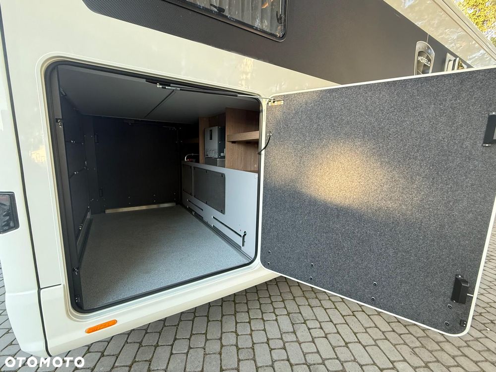 Morelo PALACE 85L - IVECO 70C21 - 28