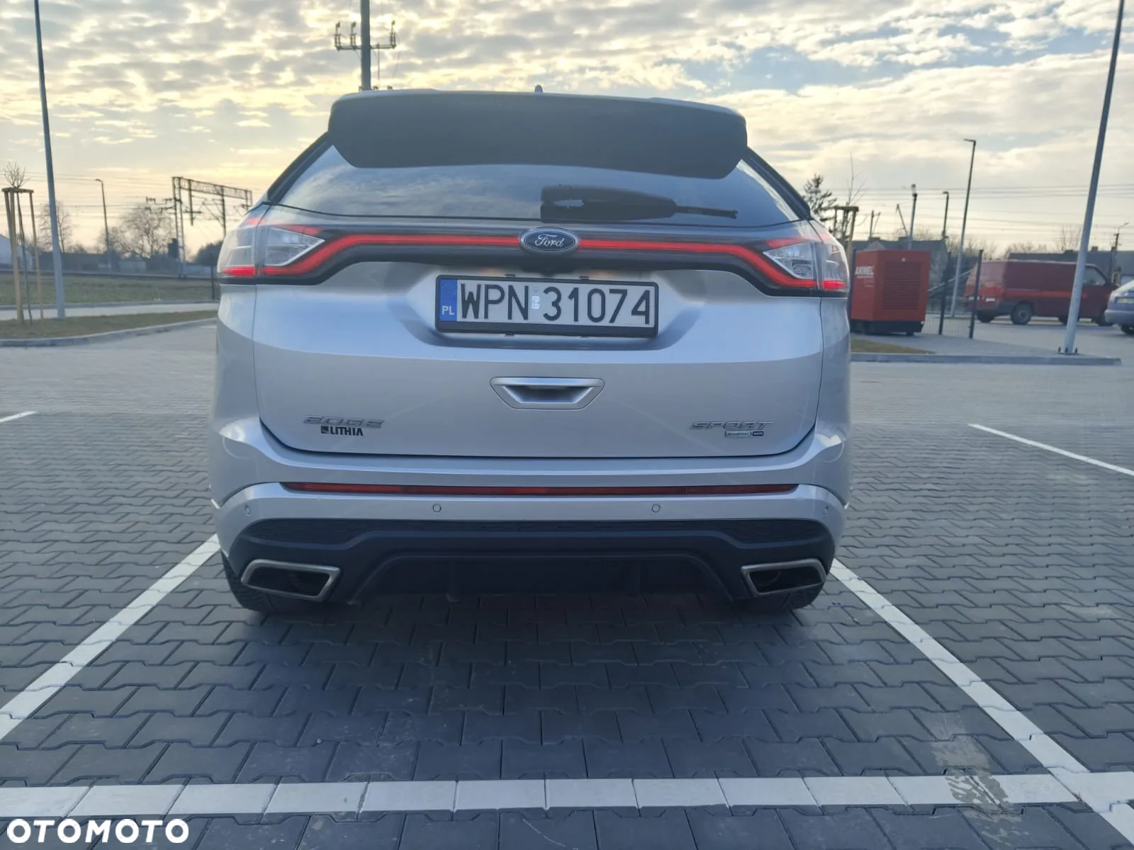 Ford Edge - 9
