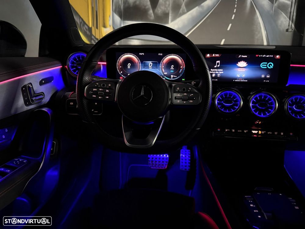 Mercedes-Benz A 250 Limousine e 8G-DCT AMG Line - 22
