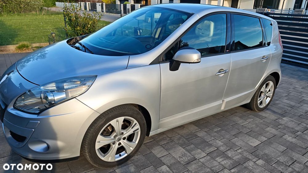 Renault Scenic - 21