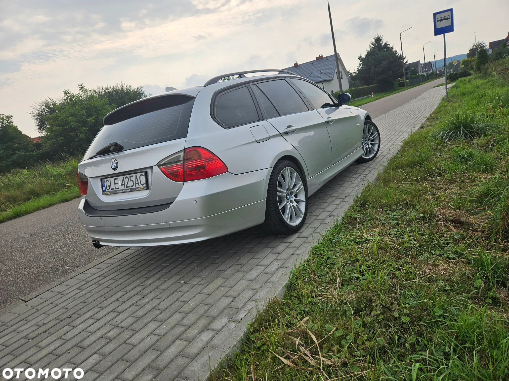 BMW Seria 3 320d DPF Touring - 3