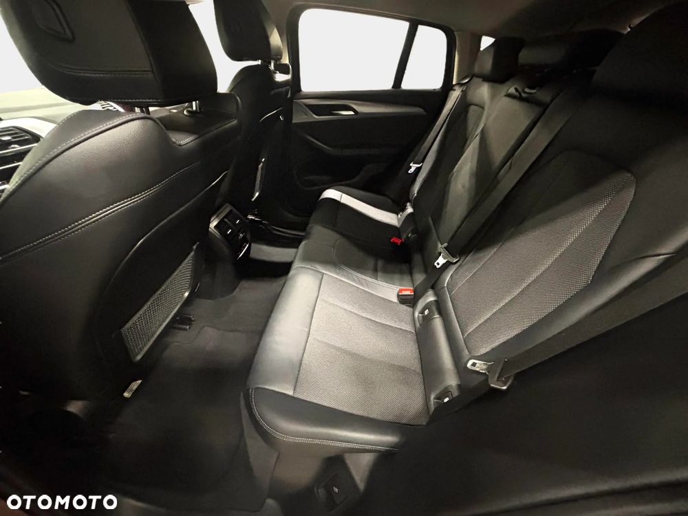 BMW X4 xDrive20d Advantage sport - 11