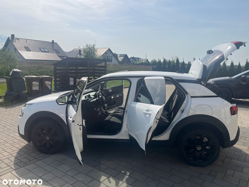 Citroën C4 Cactus 1.2 PureTech Feel S&S EAT6 - 8